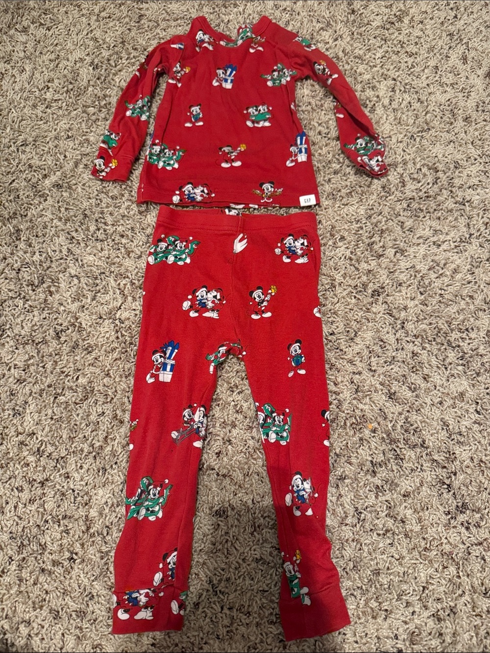 GAP Red Mickey Mouse Holiday Pajama Set - 2T
